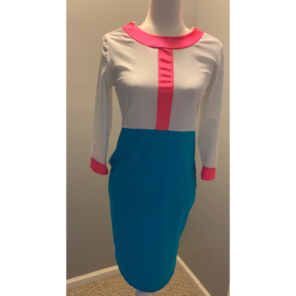 New with tags Stretch tri color dress illusion top